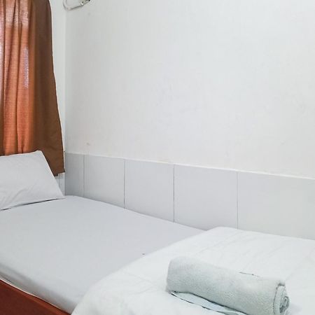 Malibu Syariah Bogor Redpartner Hotel Exterior foto