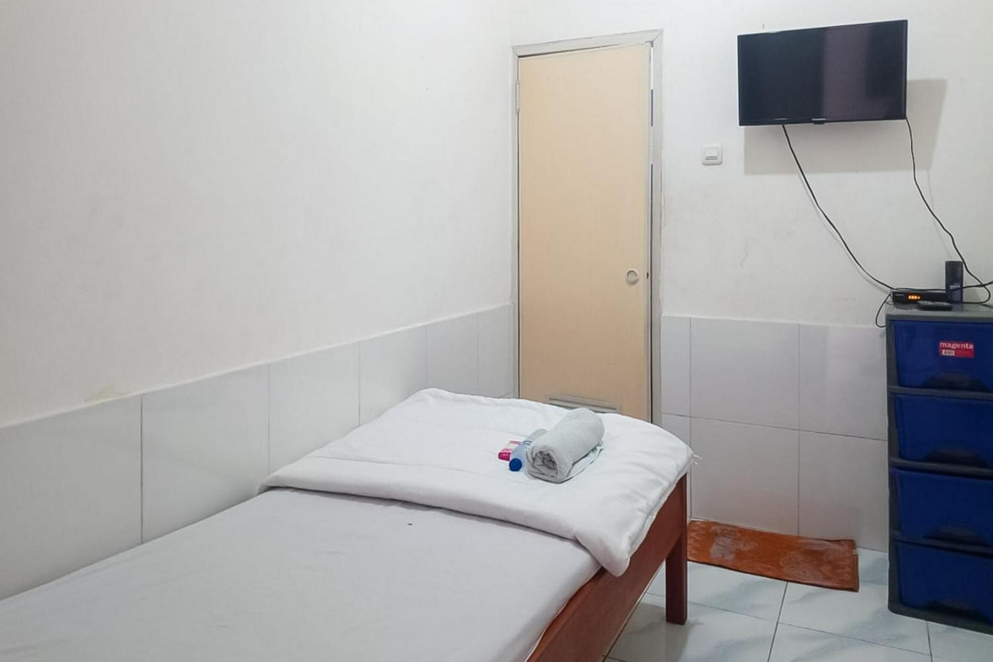 Malibu Syariah Bogor Redpartner Hotel Exterior foto